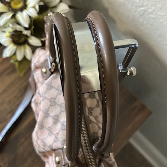 Gucci Sukey Two Way Bag - Picture 2 of 13